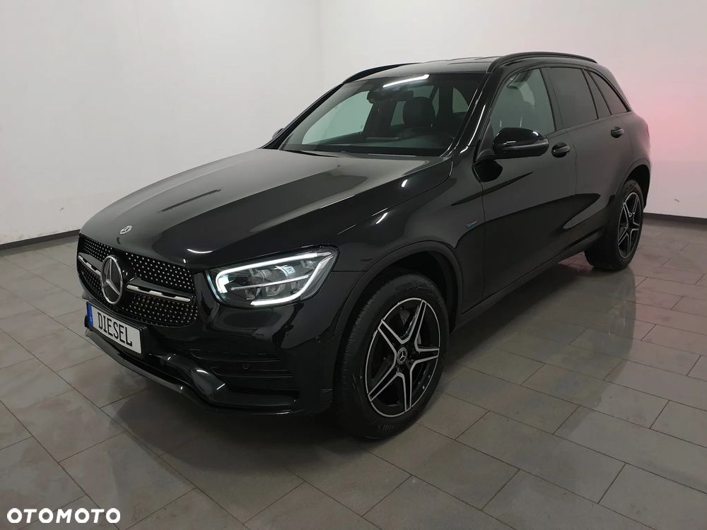 Mercedes-Benz GLC 300 de 4Matic 9G-TRONIC AMG Line Plus - 1