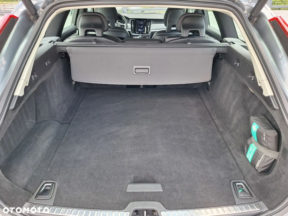 Volvo V90 T4 Momentum Pro - 13