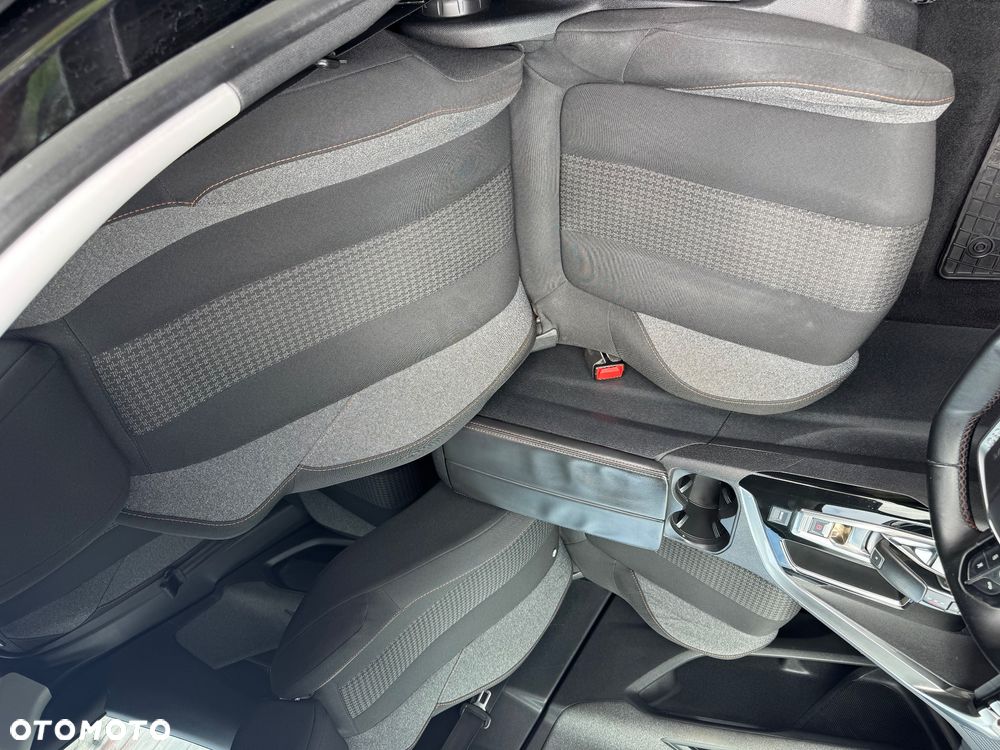 Peugeot 3008 BlueHDi 120 EAT6 Stop & Start Active - 17
