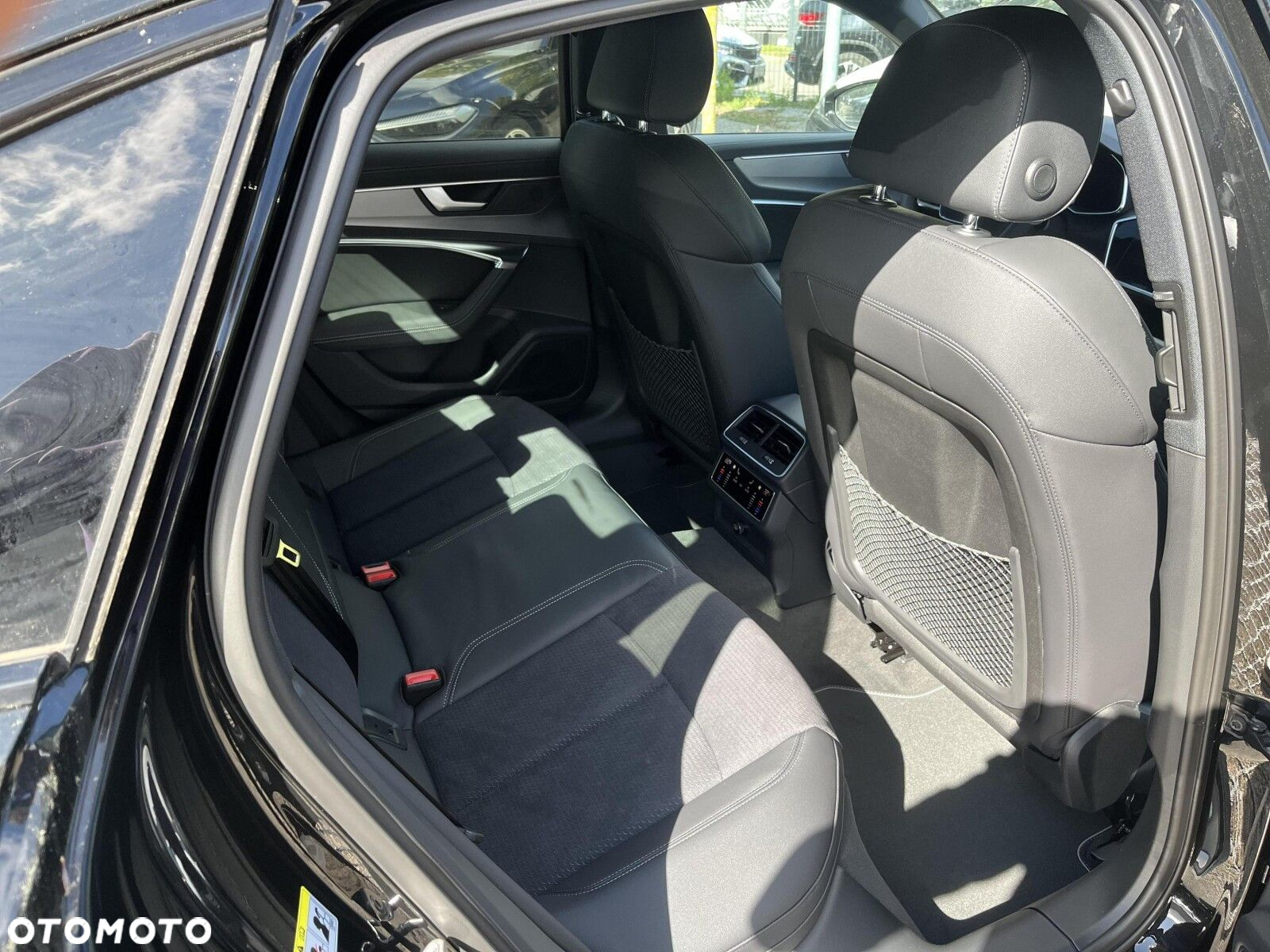 Audi A6 - 24