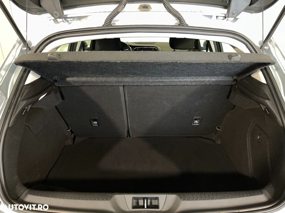 Renault Megane BLUE dCi EDC Zen - 11