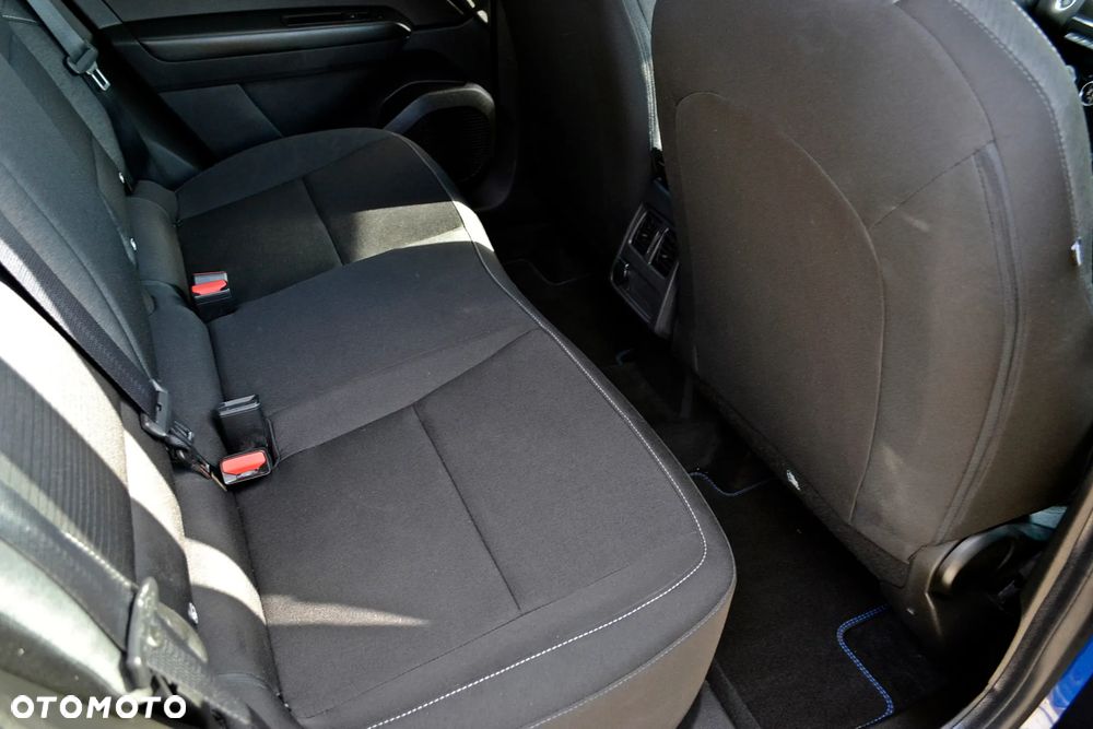 Renault Captur TCe 100 EXPERIENCE - 16