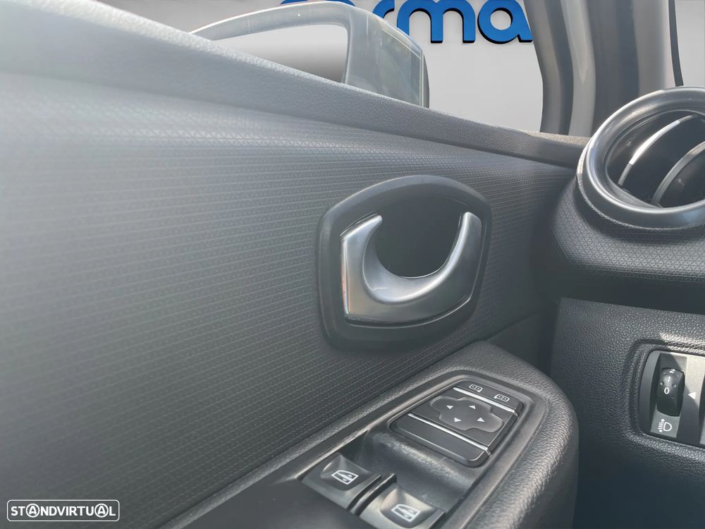 Renault Clio Sport Tourer 1.5 dCi Limited - 12