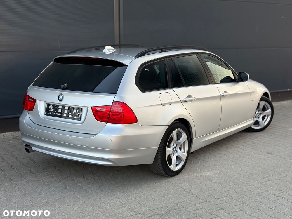 BMW Seria 3 318d DPF - 10