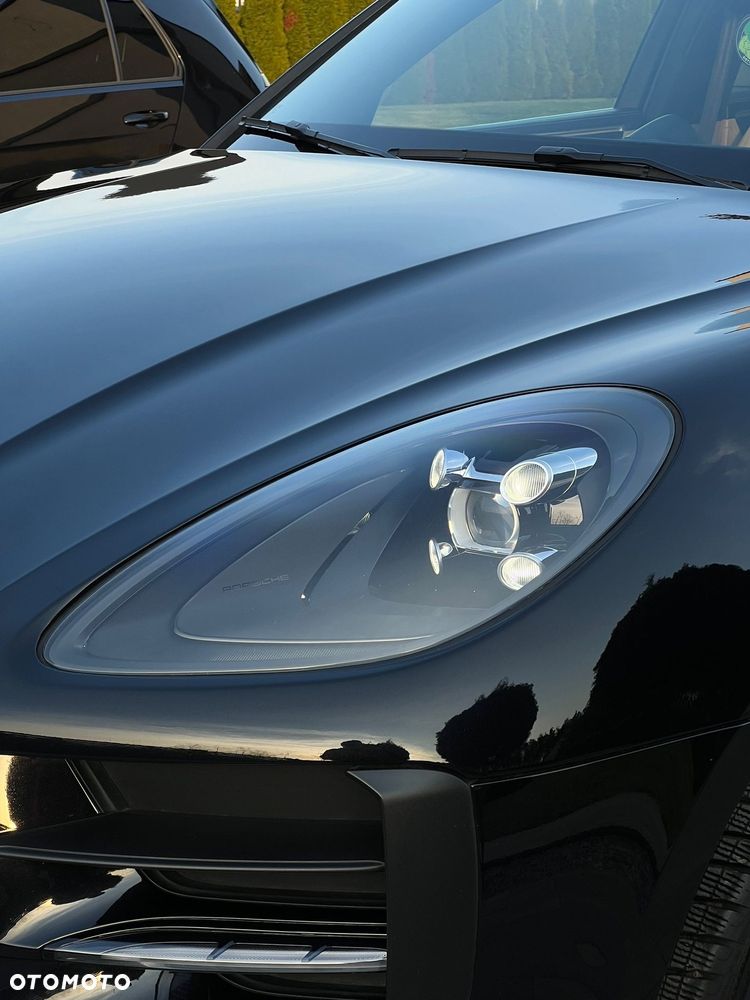 Porsche Macan - 27
