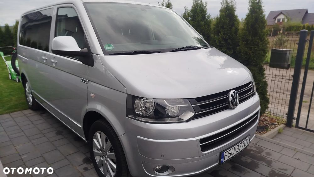 Volkswagen Multivan - 12
