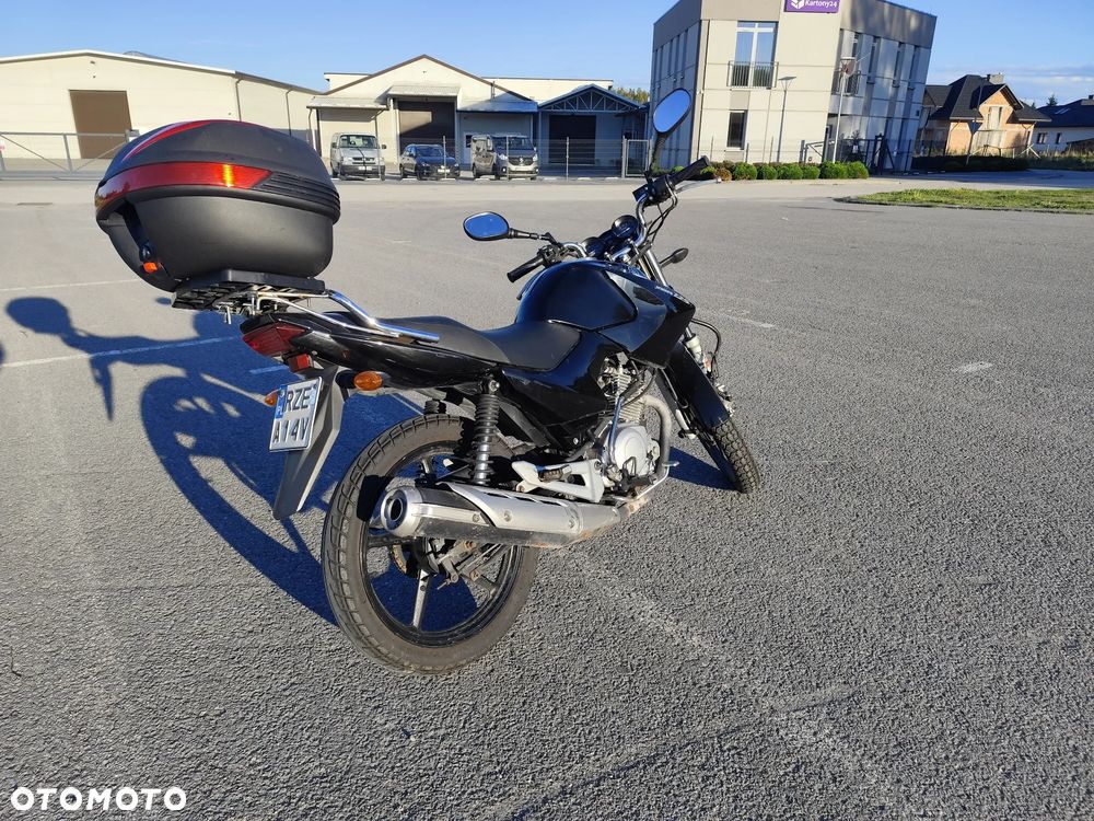 Yamaha YBR - 7