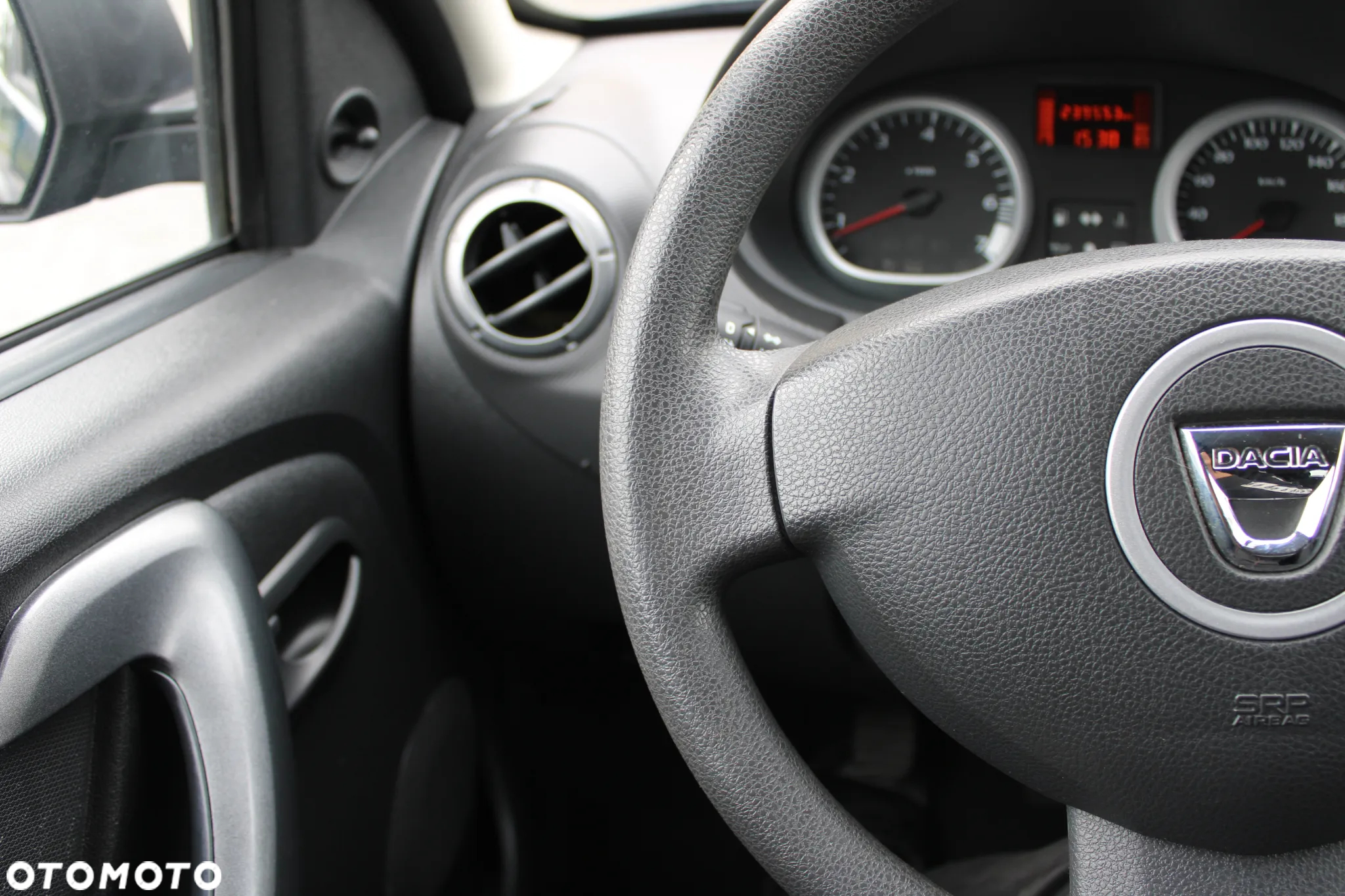 Dacia Duster 1.6 16V 4x2 - 25