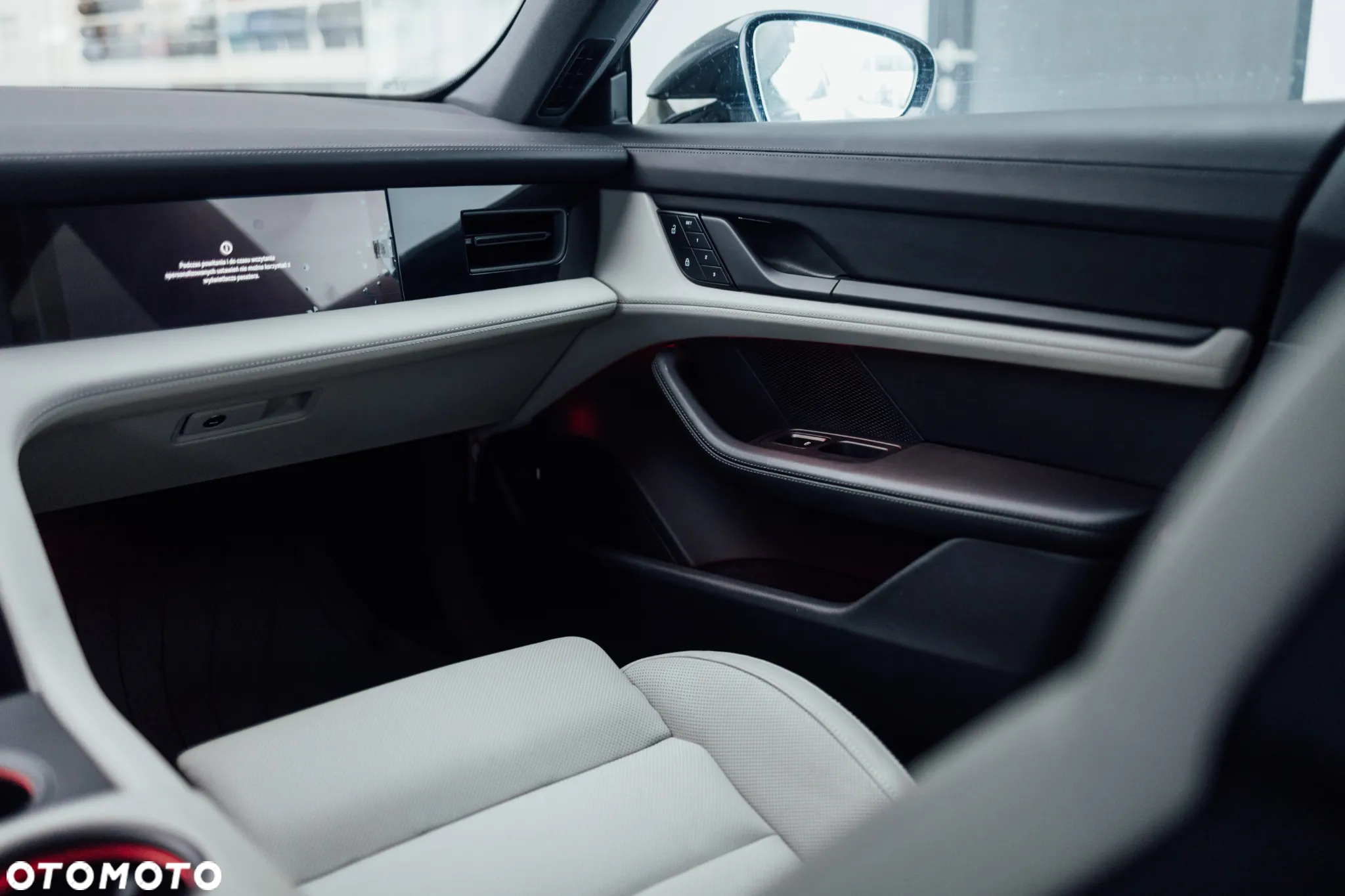 Porsche Taycan 4S Cross Turismo - 27