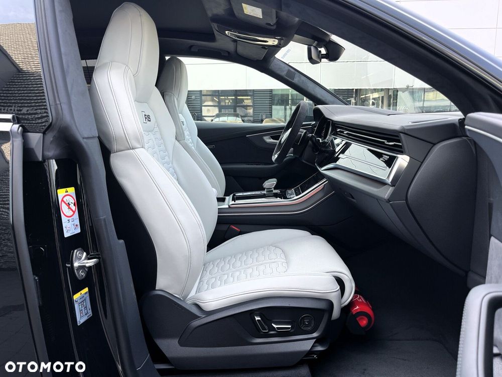 Audi RS Q8 - 23