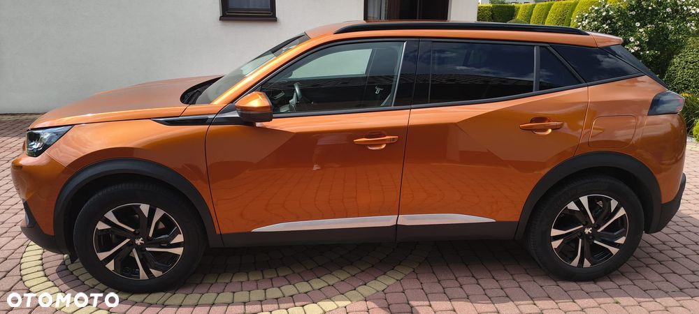 Peugeot 2008 1.2 PureTech Allure S&S EAT8 - 4
