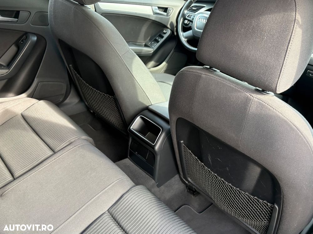 Audi A4 Avant 2.0 TDI DPF multitronic S line Sportpaket - 11