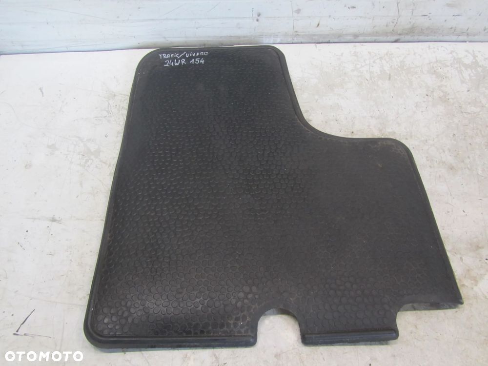 renault trafic vivaro dywanik osłona na akumulator - 1