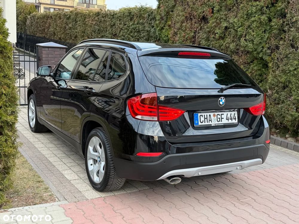 BMW X1 xDrive18d Sport Line - 4