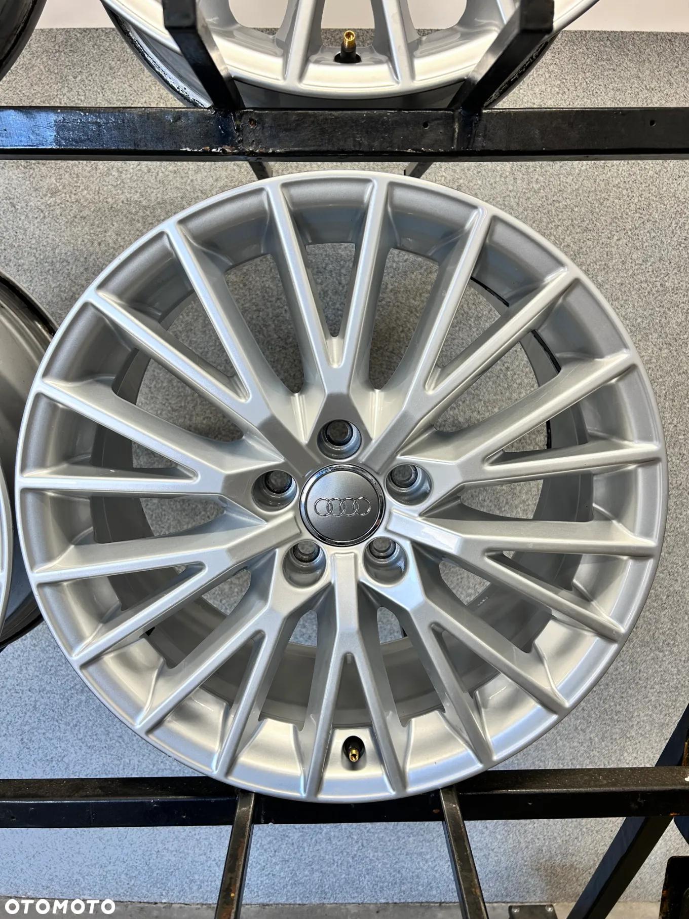 4 FELGI ALU. AUDI TT 8S0 S-LINE, AUDI A3  18'' E8,5J  ET50 - 10