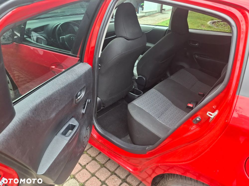Toyota Yaris 1.33 Selection Platinum - 18