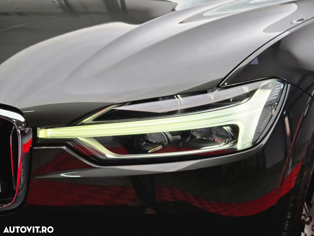 Volvo XC 60 D4 AWD Geartronic Inscription - 36