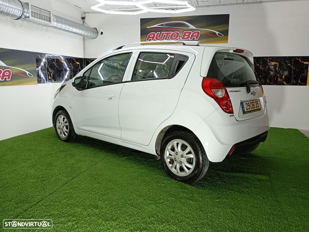 Chevrolet Spark 1.0 L Bi-Fuel - 31