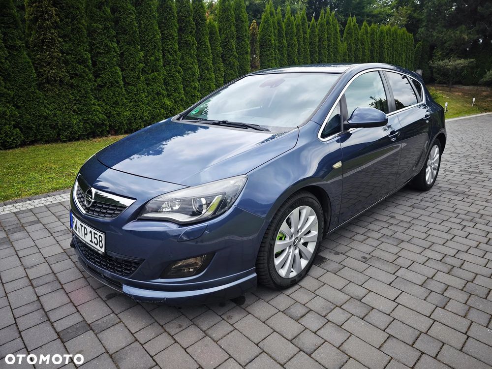 Opel Astra 1.6 Turbo Sport - 11