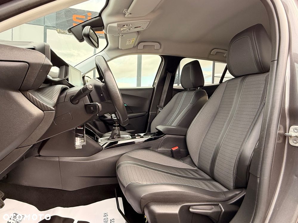 Peugeot 2008 1.2 PureTech Allure Pack S&S - 26