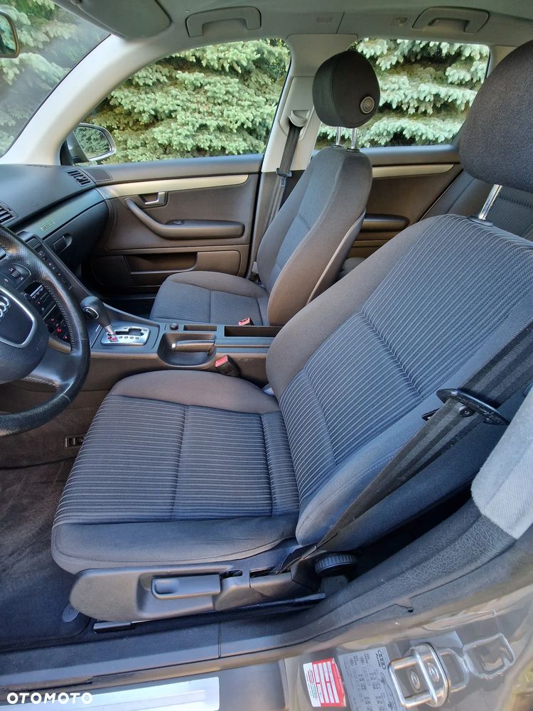 Audi A4 Avant 3.2 FSI quattro tiptronic - 15
