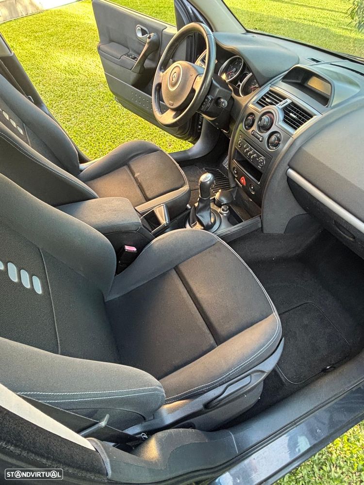 Renault Mégane Break 1.5 dCi Dynamique - 12