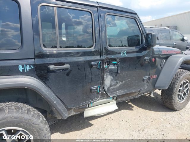 Jeep Wrangler - 8