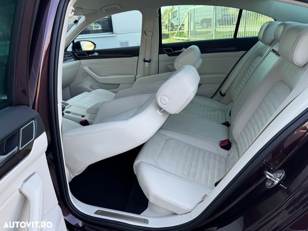 Volkswagen Passat 2.0 TDI DSG Highline - 11