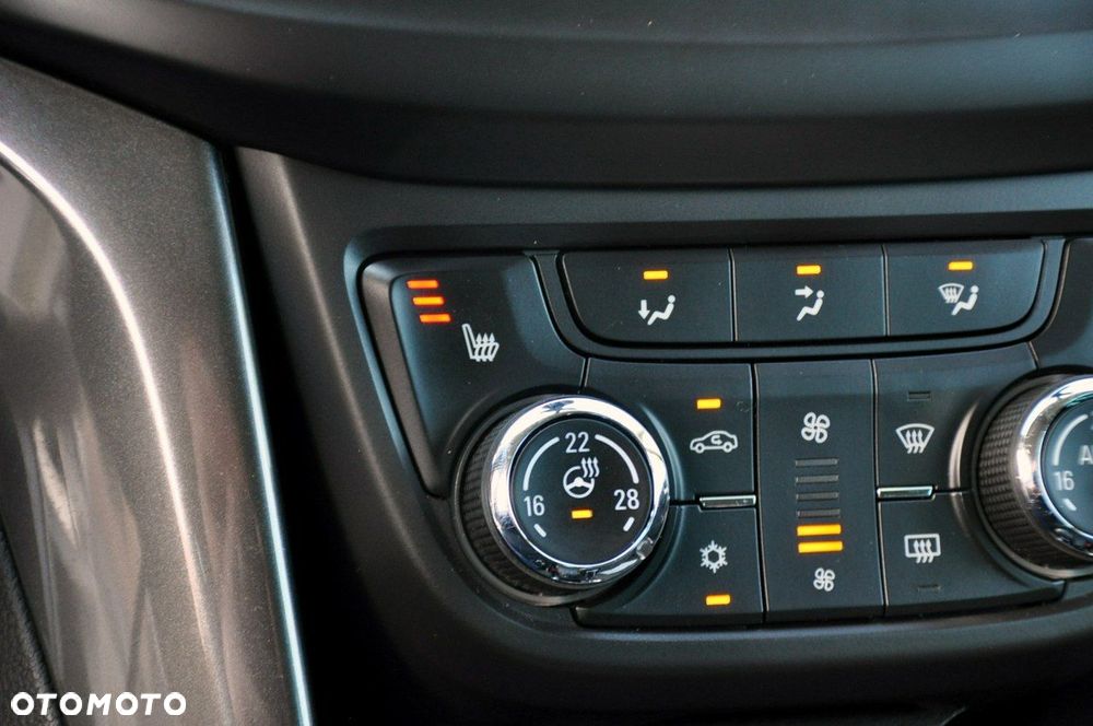 Opel Zafira - 34