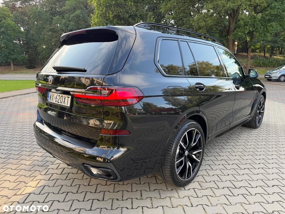 BMW X7 xDrive40d mHEV - 13