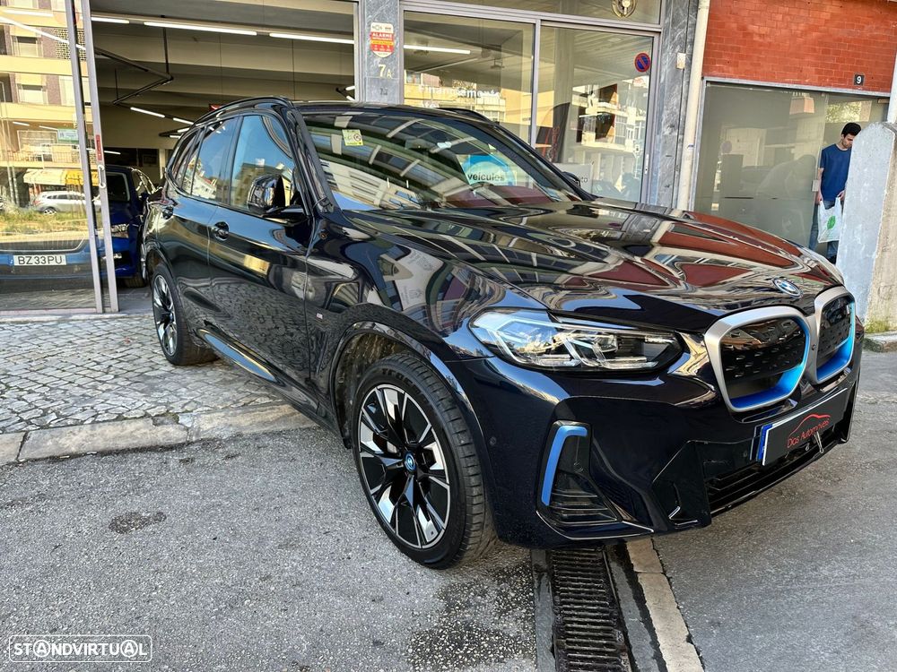 BMW iX3 M Sport Impressive - 1