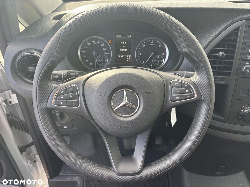 Mercedes-Benz Vito - 11