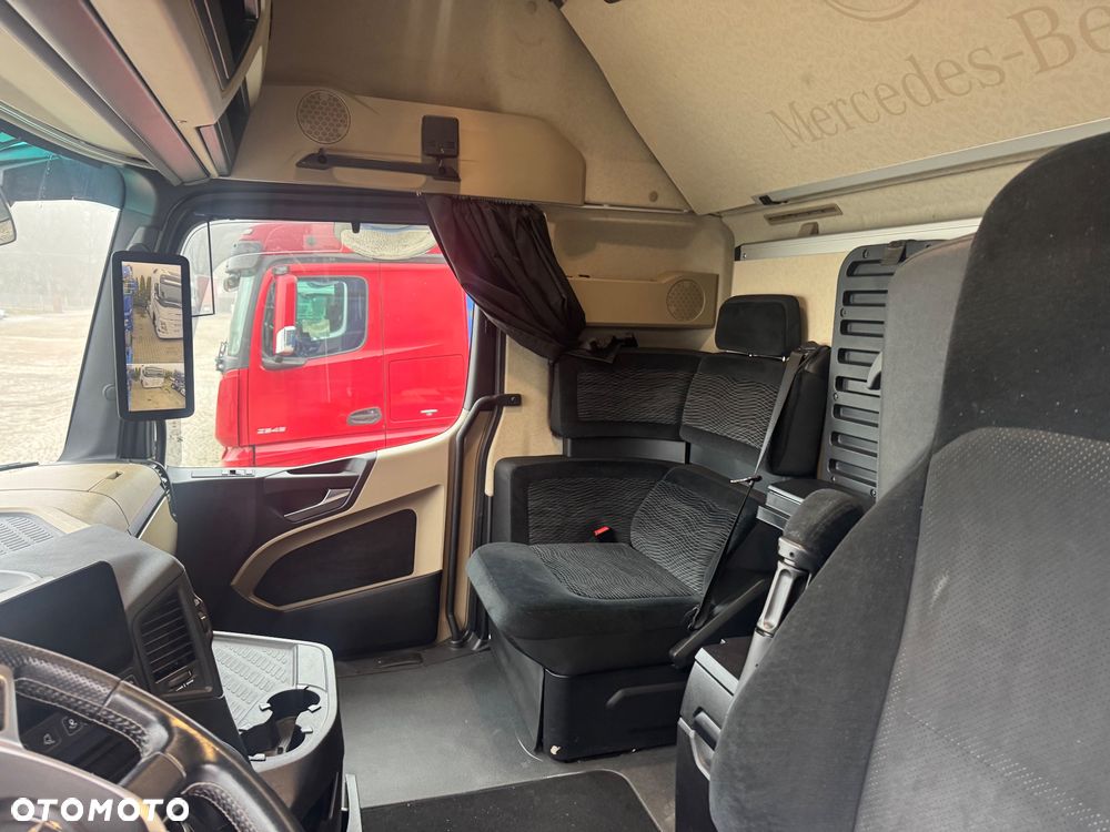 Mercedes-Benz Actros 18.48 GIGA-SPACE - 5