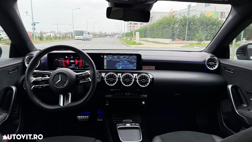 Mercedes-Benz CLA - 7