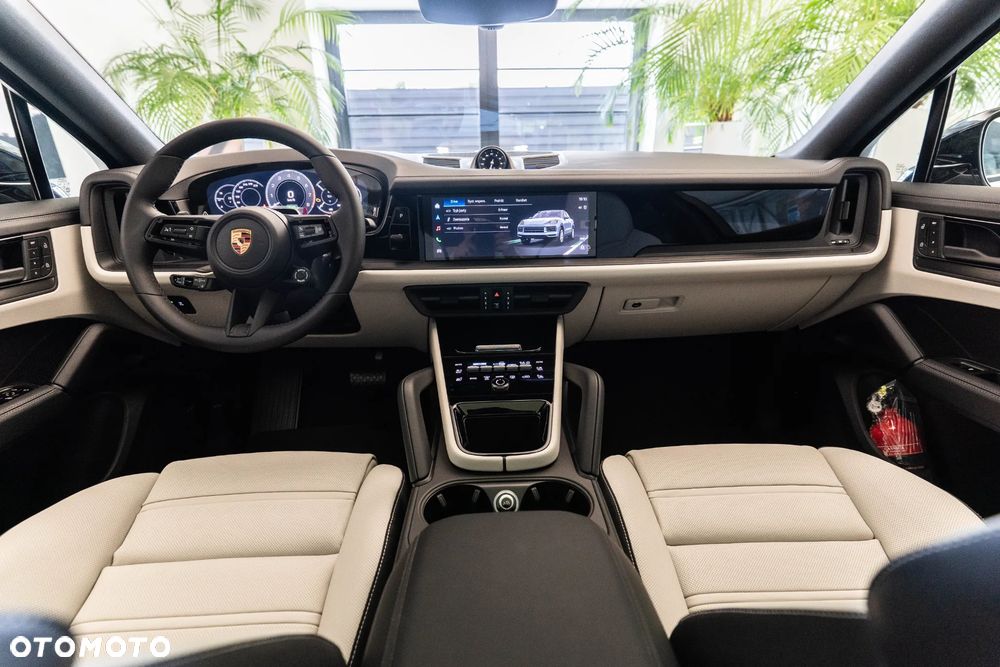 Porsche Cayenne E-Hybrid PHEV Black Edition - 12