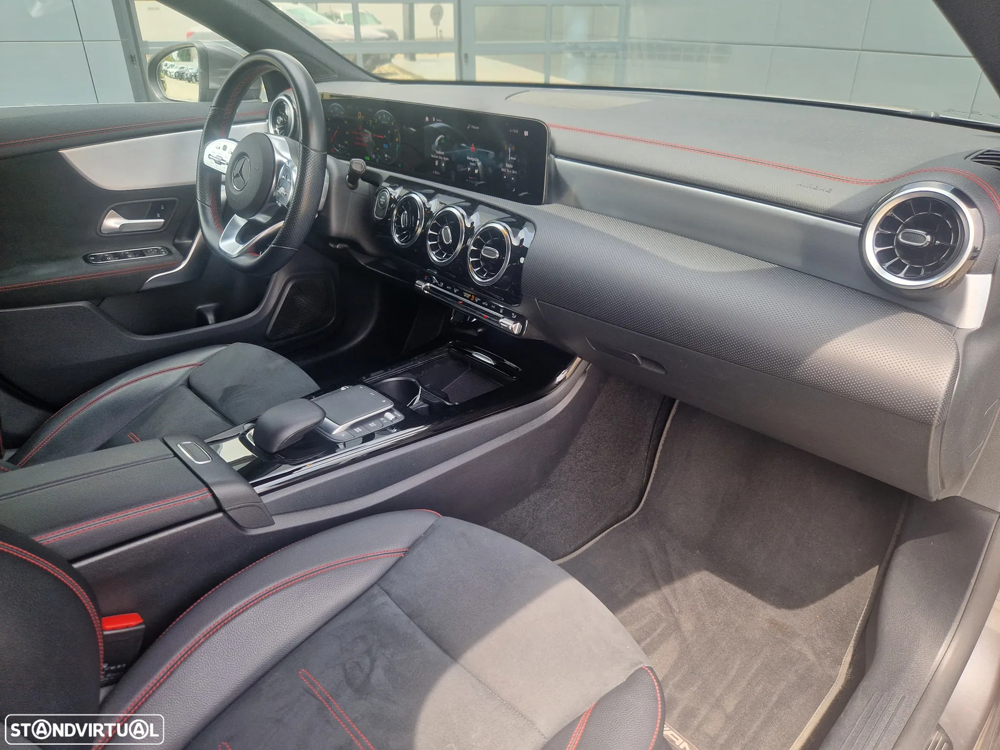 Mercedes-Benz CLA 250 e AMG Line - 9