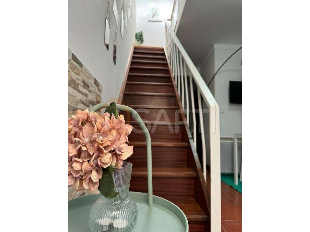 Moradia com Alojamento Local - Grande imagem: 2/7