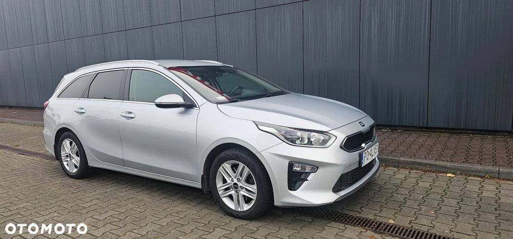 Kia Ceed 1.6 CRDi L Business Line DCT - 17