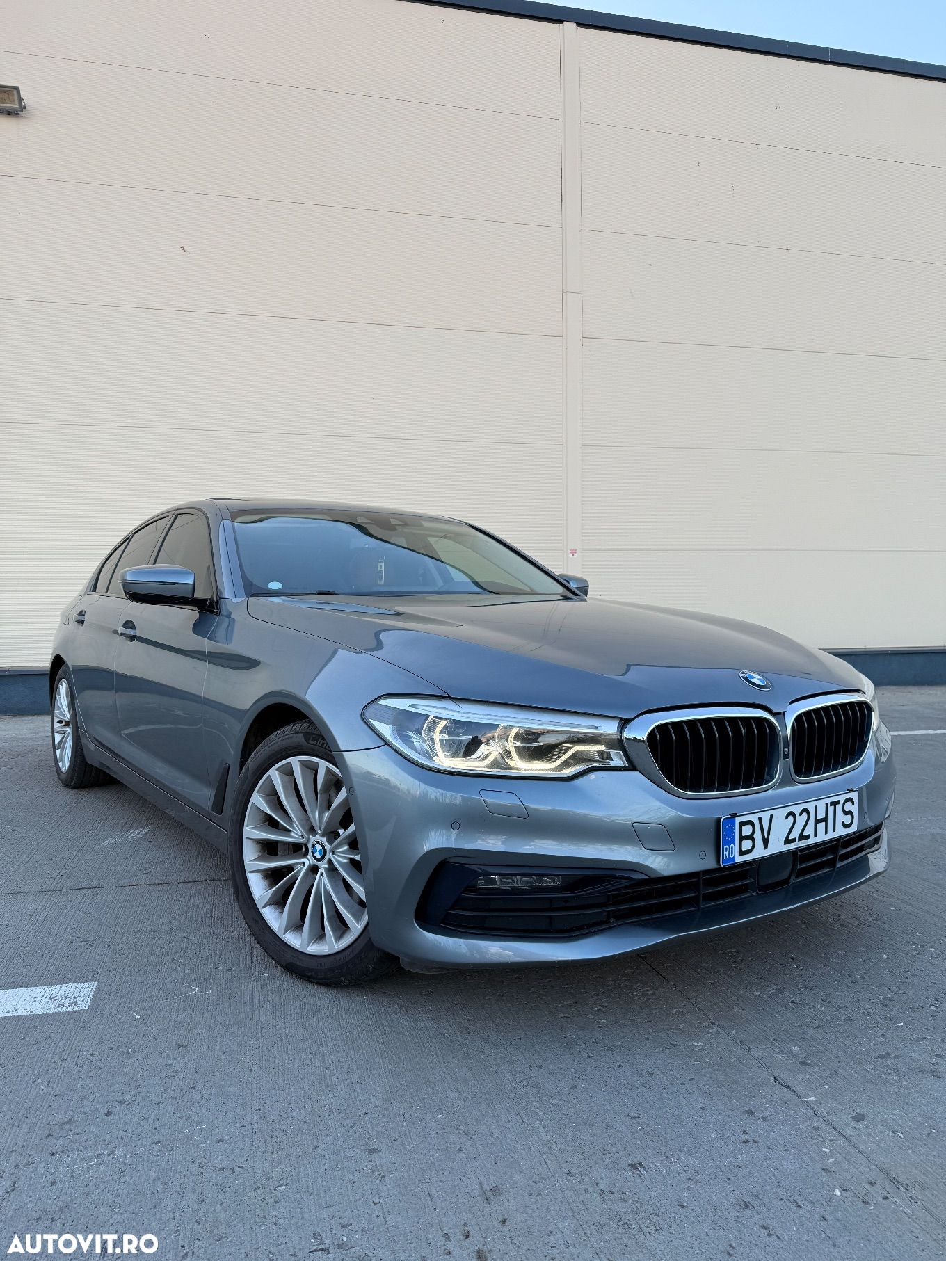 BMW Seria 5 530i AT - 2