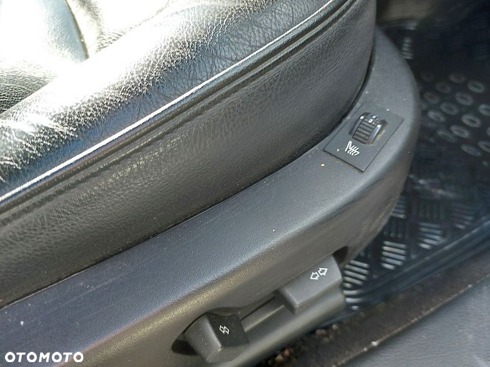 Peugeot 607 - 19