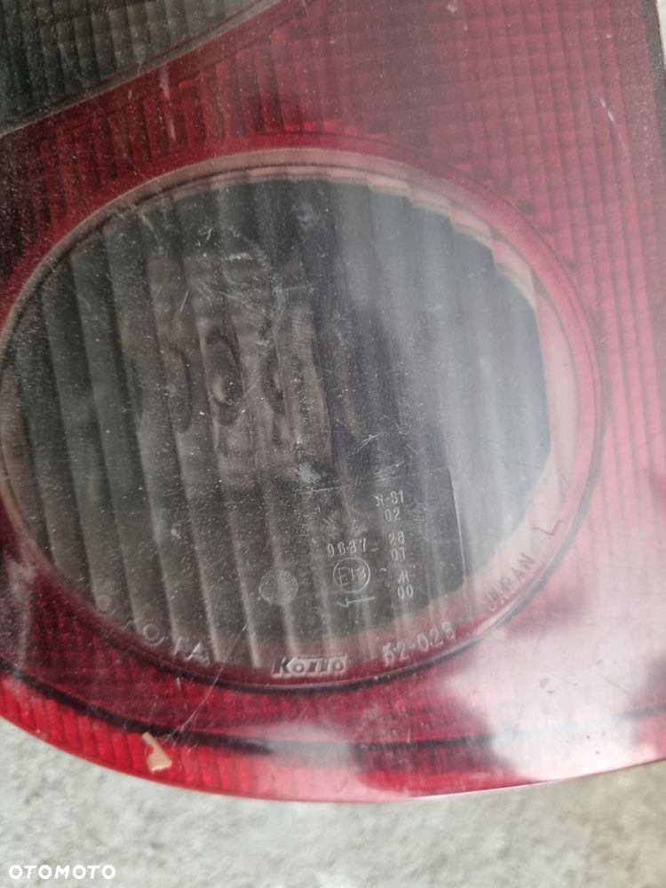 TOYOTA YARIS VERSO 99-03 r. LAMPA LEWY TYŁ LEWA TYLNA EU - 2