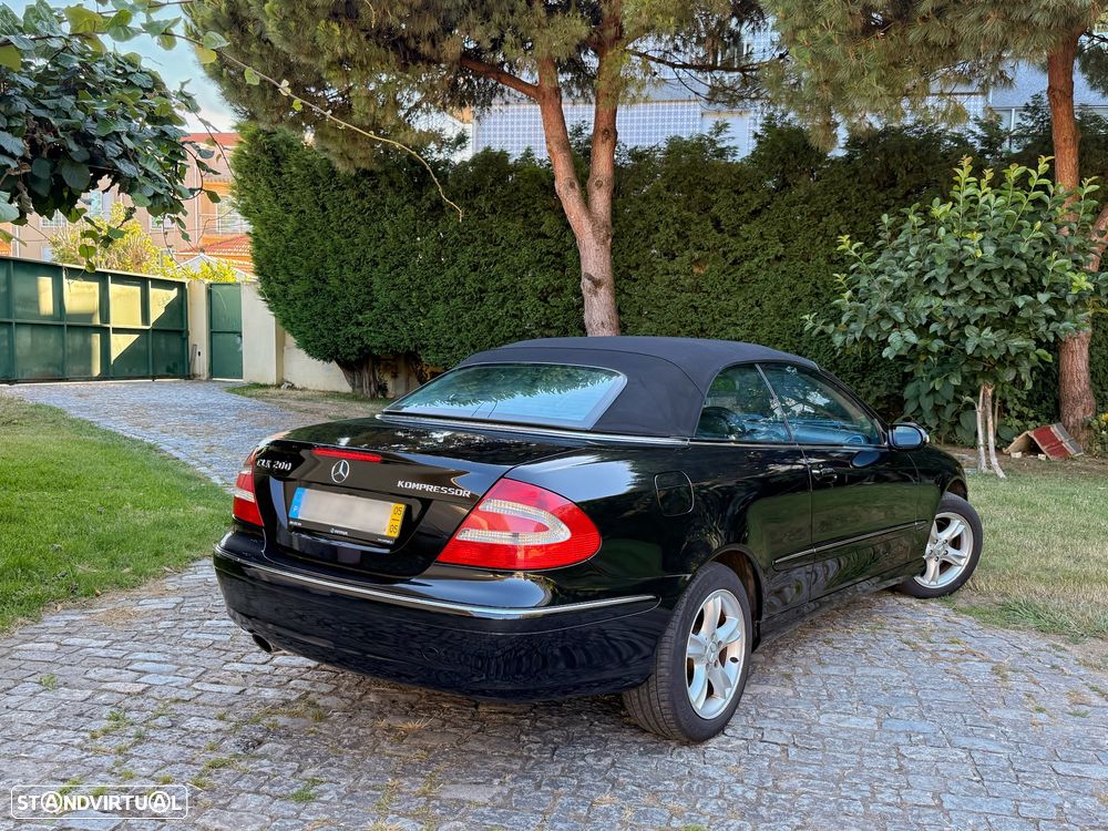Mercedes-Benz CLK 200 K Avantgarde Aut. - 4