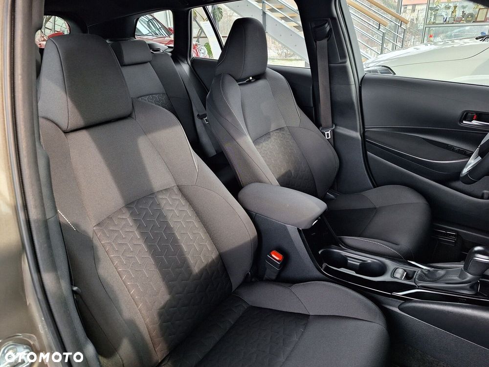 Toyota Corolla 1.8 Hybrid Comfort - 19