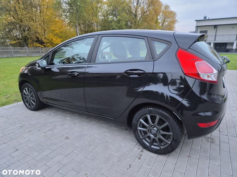 Ford Fiesta 1.25 Champions Edition - 11