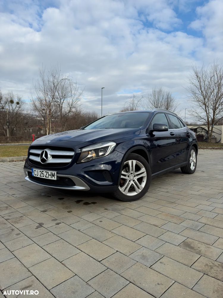 Mercedes-Benz GLA 220 CDI 4Matic 7G-DCT - 10
