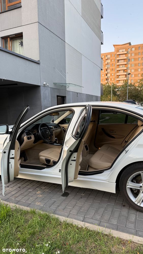 BMW Seria 3 320i - 6