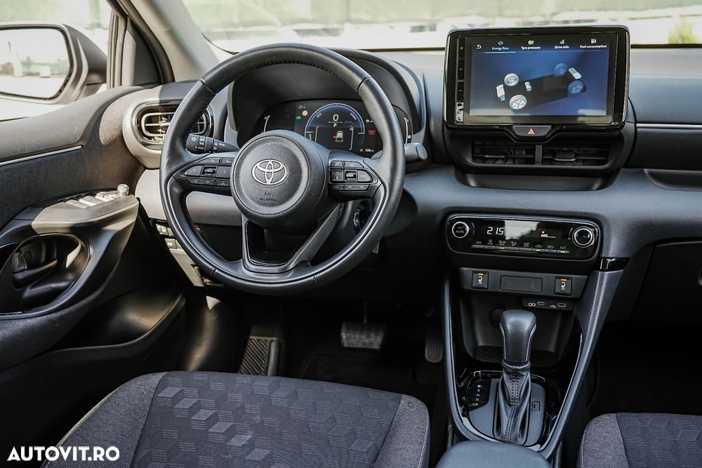 Toyota Yaris - 18