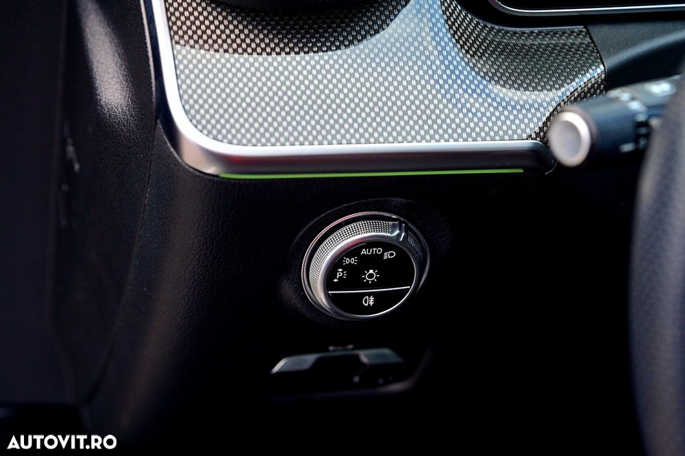 Mercedes-Benz C 43 AMG - 16