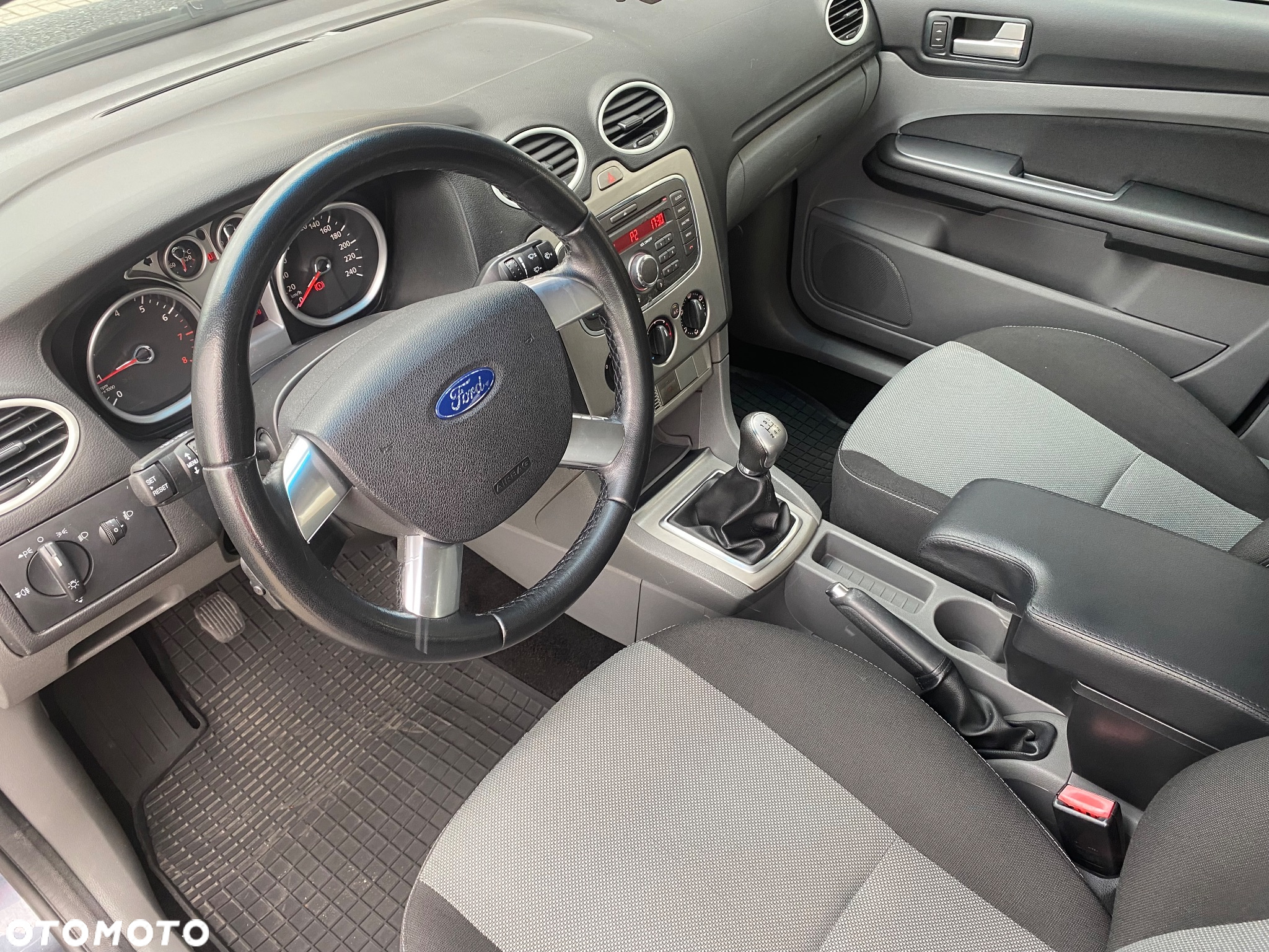 Ford Focus - 16