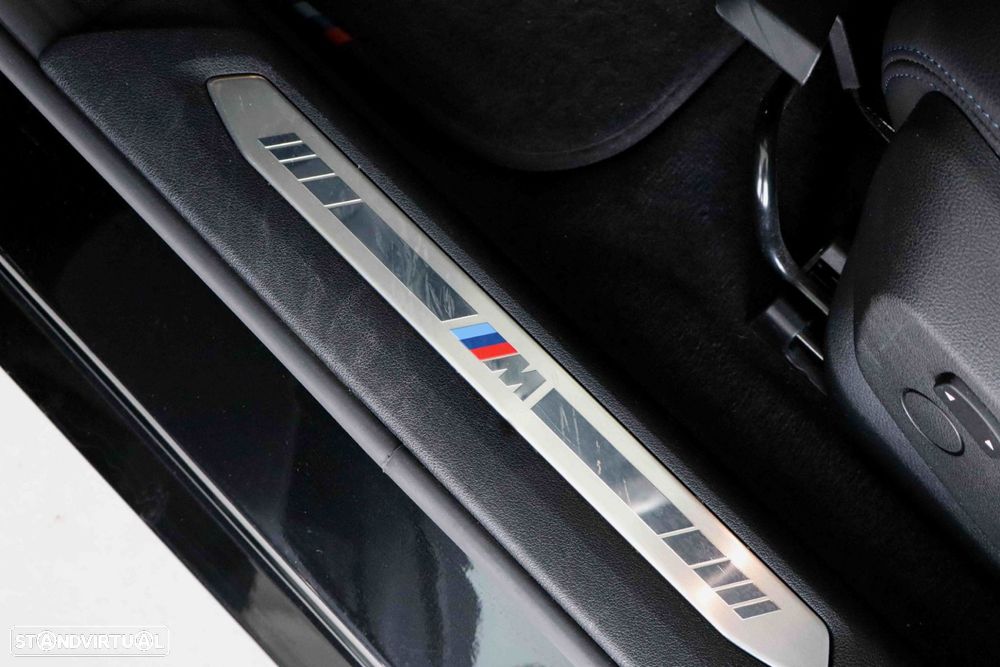 BMW 116 d Pack Desportivo M - 47
